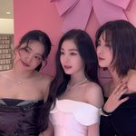 <b>슬기</b>는 왜 배우안할까