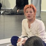 지드래곤 <b>노메이크업</b>+수염 가득 근황에 결국 본인 등판 “안티시네”