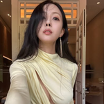 효민, 아찔 노출 드레스→<b>망사</b> 비키니...산다라박도 함께!