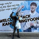 [드루와] <b>전역</b>' 강승윤, 표창장만 몇 개야...549일 만에 돌아온...
