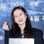 [현장포토] "<b>여보</b>, 화이팅!"…손예진, 내조의 여왕