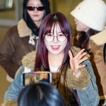 [사진]피프티피프티 하나,'카메라 바라보며 밝은 인사'