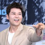 "집에서도 이러니?"..'공개 연애' 전현무, 사랑꾼 이상엽에...