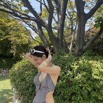[댓글부탁해] '163cm·42kg' 한그루, 가슴·허리 절개 노출...