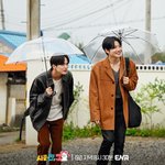 [트레저] 준규가 더 잘생겼어, <b>다른</b> 하나는 성형<b>병원</b>에 가야 해