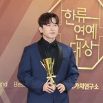 [포토]이민우, 멋진 슈트 핏