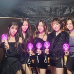 윤은혜, 겹경사 터졌다..<b>왕따</b>설 종식→인기 동영상 1위 '감격