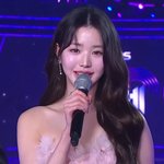 장원영한테 공개적으로 사귀자고 한 <b>랩퍼</b>