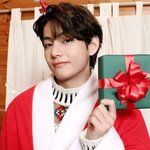 방탄 뷔 <b>크리스마스</b> 트리 봐봐