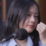 뉴진스, 그룹명 떼고 눈물의 라디오 출연..."내년엔 한국서 공연하고파"