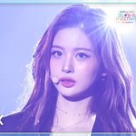 요즘 연말무대 <b>노잼</b>