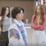 “아기들 잘 들어!” 70년 <b>연륜</b>으로 왕따 조장 연습생 기세 꺾어버리는...