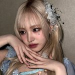 <b>리즈</b> 단발 보고싶다