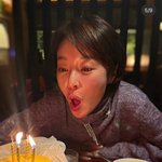 황정음, <b>SBS</b> 연기대상 불참 그 후…케이크 앞 활짝