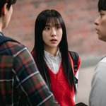 99%" '월드스타' 지수, 좀비떼도 <b>막지</b> 못할 곰신 빙의 (뉴토피아)