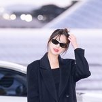 [현장포토] "바람도 질투해"...장원영, 비현실 꽃미모