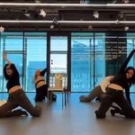 [모두드루와] 카리나 안유진 <b>안무</b>연습영상이 미침