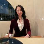 씨스타 <b>다솜</b>, 우아한 벨벳 원피스..늘씬한 자태