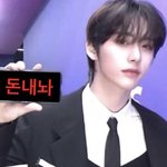 [댓글부탁해] 너네 아이스<b>크림</b> 한 번에 녗개 먹음?