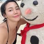 이윤진, 통역사 미모가 이정도..이혼 소송中 비키니 입고 즐기는...