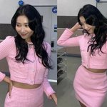 황금골반, 애엄마 안믿기는 신이 내린 S라인 여배우 트위드 <b>셋</b><b>업</b>룩