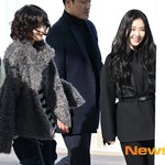 레드벨벳 아이린, 슬기 바라보며 ‘우리 포즈 뭐 할까?’ [포토엔<b>HD</b>]