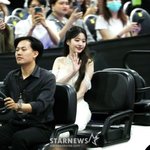 장원영 '인사하는 럭키비키'[포토]