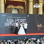 <b>aaa</b> 엠씨 레드카펫 촬영하는 사람들 폰 화면 봐봐