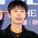 "뭐요" 임영웅, 21일 만에 침묵 깼다 "난 노래하는 사람...