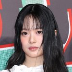 하니, 극성팬 <b>돌발</b>행동에 눈물…"불편한 상황 만들지 않았으면"...