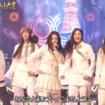  日 <b>생방송서</b> 검은 리본 달고 등장…미소 속 "마음 무겁다"...