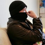 <b>MC</b>몽 “고통 버티고 살아남은 생명들, 2025년은 행복하길”