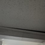 <b>현관</b> 천장 벌어짐 한번만 봐주세요..