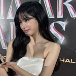 '오겜2' 준희 맞아? 조유리, 드레스로 뽐낸 반전美 [스타IN]