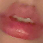 [댓글부탁해] 약혐)) 와 새벽에 신라면 몰래 부셔먹었는데 입술 <b>개부</b>었음