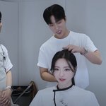 와 <b>유나</b> 조카이뻐..