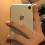 [댓글부탁해] 이거 <b>폰기종</b> 뭔지 아는 사람?