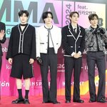 라이즈 단체사진 4