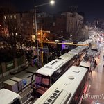 [긴급속보] 공수처, <b>내란</b>수괴 윤석열 체포영장 집행 위해 출발