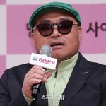 김흥국 “박정희·전두환보다 윤석열이 제일 잘해” 대통령 <b>사수</b> 호소