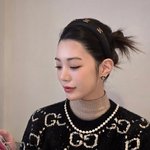 리지, 명품 휘감고 새해 인사…더 물오른 미모 [<b>N</b>샷]