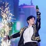 [모두드루와] 반응 좋다는 <b>제복</b>컨셉 이창섭 전국투어 착장