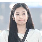 요즘 제니가 넘 <b>조흠</b>