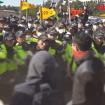 [19] <b>민노총</b>이 경찰 폭행함