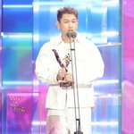 크러쉬 조이<b>열애</b>중 골든디스크사진