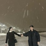 전진류이서, 눈보라 속 꼭 잡은 손…'웃음 가득' 꿀 뚝뚝 투샷
