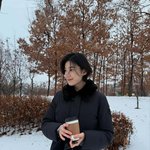 정은채, 김충재와 눈사람 만들었나? 점점 예뻐지는 숏컷 여신