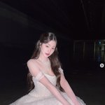 [댓글부탁해] "눈부셔"..장원영, 2025년 첫 게시물→ 올해도...