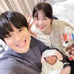 와 소근커플 <b>아가</b> 너무 예쁘다.. ㅜㅜ
