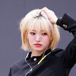 남자 교복 찰떡 <b>팀</b>내 최장신 여돌 <b>영업</b>함